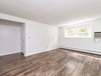 Tanglewood Village photo'