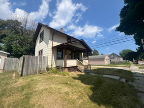 1320 Swift Ave in Sheboygan, WI - Building Photo - Building Photo