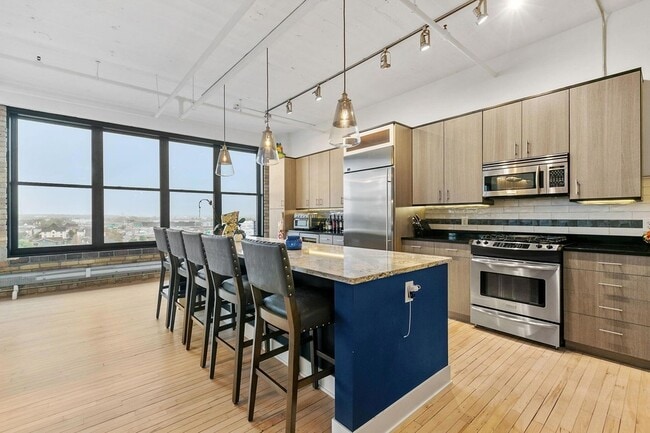 290 Market St in Minneapolis, MN - Foto de edificio - Building Photo