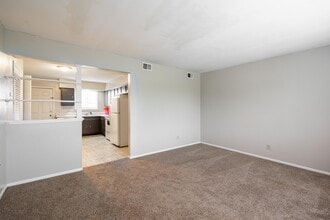 Bluestem Apartments in Emporia, KS - Building Photo - Interior Photo