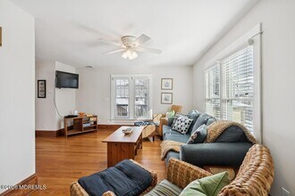 50 Osborne Ave in Bay Head, NJ - Foto de edificio - Building Photo