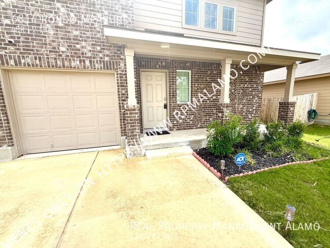 6814 Rondo Measure in San Antonio, TX - Building Photo - Building Photo
