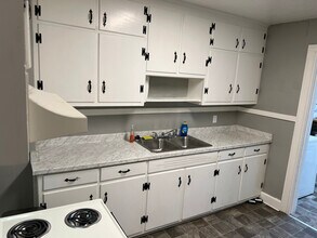 207 N Armistead Ave in Hampton, VA - Building Photo - Building Photo