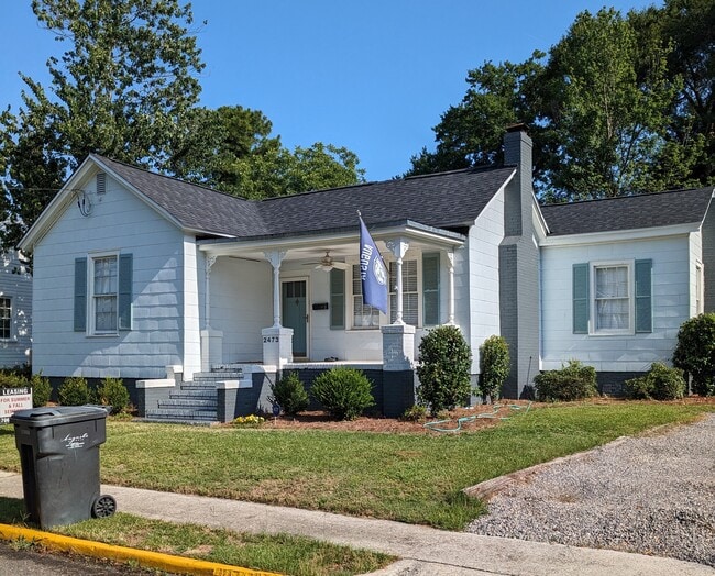 2473 McDowell St in Augusta, GA - Foto de edificio - Building Photo