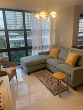 2017 S Ocean Dr in Hallandale Beach, FL - Building Photo - Building Photo