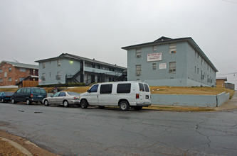 Oak Terrace Apartments in Dallas, TX - Building Photo - Building Photo