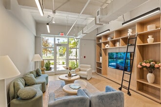 Deco Green Apartments in Lake Worth, FL - Building Photo - Interior Photo