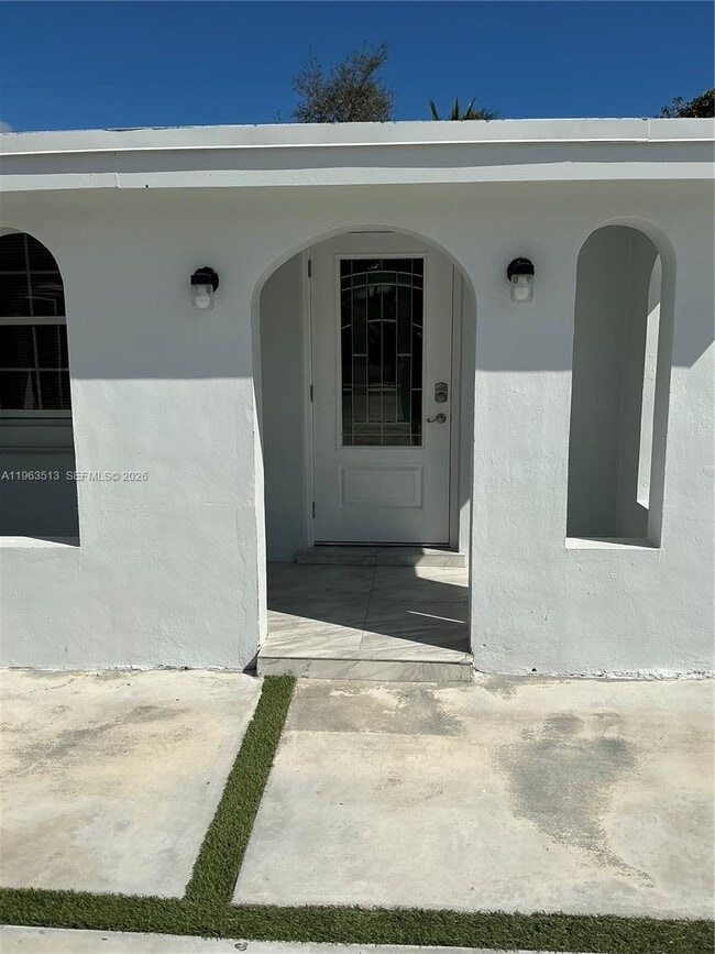 14821 SW 104th Ave in Miami, FL - Building Photo - Building Photo