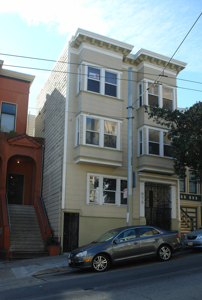 973 Haight St in San Francisco, CA - Foto de edificio - Building Photo