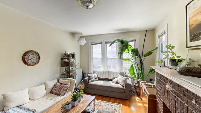 15 Glenville Ave, Unit 2 in Boston, MA - Building Photo - Building Photo