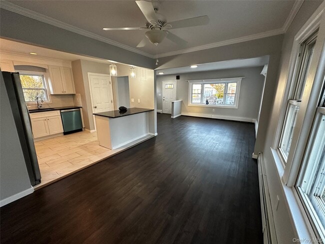 property at 44 Harding Ave