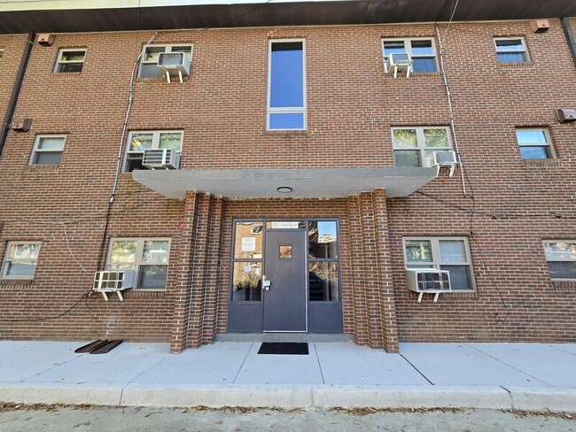 property at 3916 Chamberlayne Ave