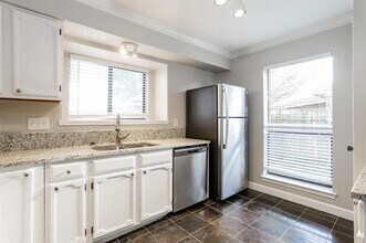 4008 Lonesome Trail in Plano, TX - Building Photo - Building Photo