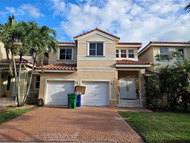 property at 17046 SW 39th Ct