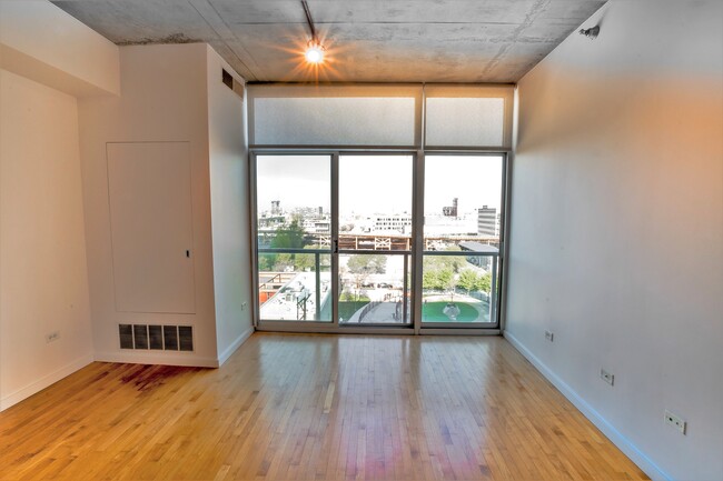 1620 S Michigan, Unit 716 in Chicago, IL - Building Photo - Building Photo