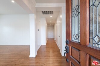 3990 Degnan Blvd in Los Angeles, CA - Building Photo - Building Photo