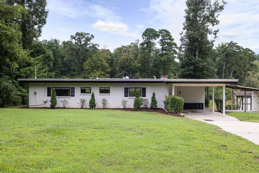 2118 Timberlake Dr in Raleigh, NC - Building Photo