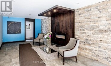 51 Broadfield Dr in Toronto, ON - Building Photo - Building Photo