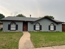 5509 Kerry Ln in Garland, TX - Building Photo