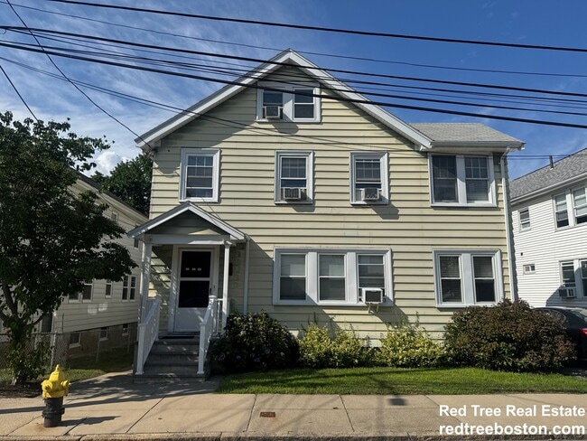 33 Harriet St, Unit #2