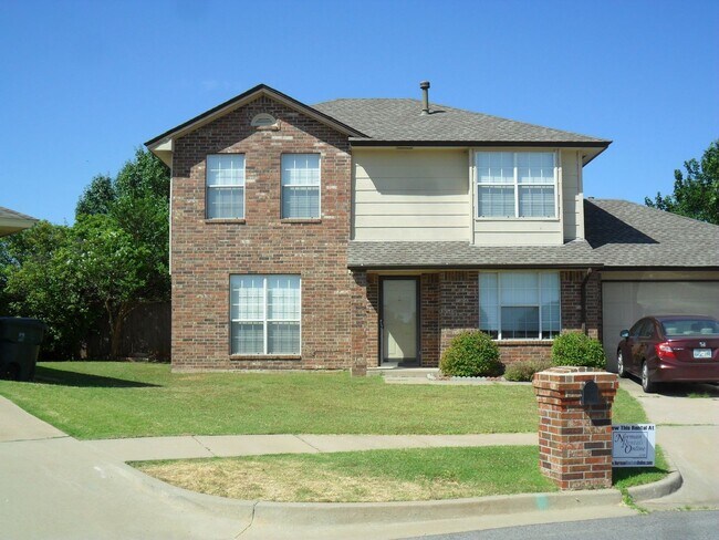 property at 304 Pine Cove Ct