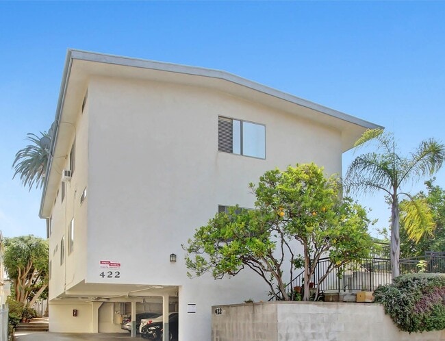 422 Hill St, Unit 6 in Santa Monica, CA - Foto de edificio - Building Photo