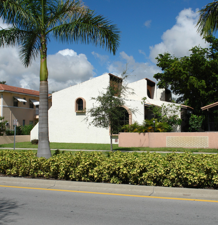 9218 Biscayne Blvd in Miami, FL - Foto de edificio