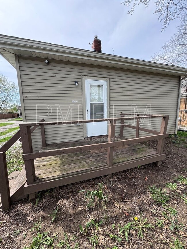 1855 Flint Ave in Akron, OH - Building Photo - Building Photo