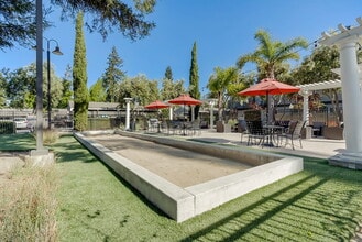 Magnolia Square in Sunnyvale, CA - Building Photo - Building Photo