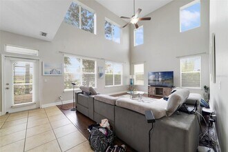 12803 Holdenbury Ln in Windermere, FL - Building Photo - Building Photo