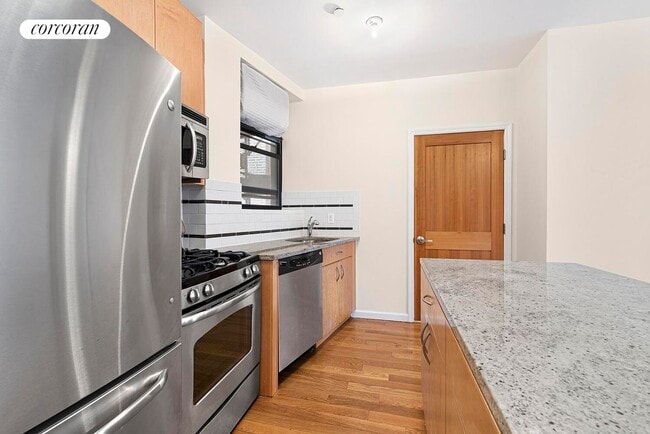 property at 250 Manhattan Ave