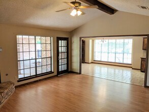 2610 Bernwood Dr in Baton Rouge, LA - Building Photo - Building Photo
