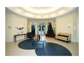1830 Radius Dr, Unit 707 in Hollywood, FL - Building Photo