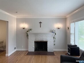 693 Oak Ave in Maywood, NJ - Building Photo - Building Photo