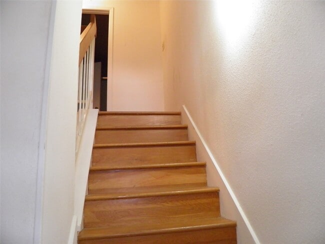 property at 2711 Grants Lake Blvd