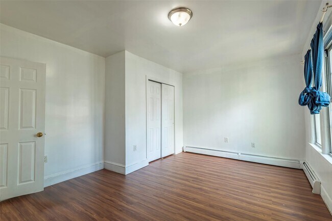 90-13 181st St in Queens, NY - Building Photo - Building Photo
