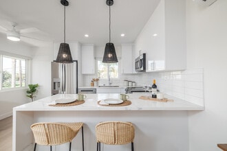 Pacific Apartment Homes @ 1620 E Maple in El Segundo, CA - Foto de edificio - Interior Photo