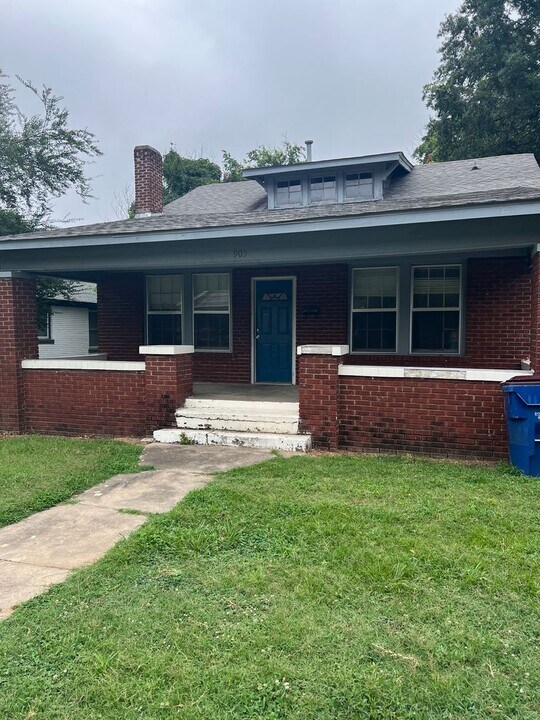 905 S 23rd St in Fort Smith, AR - Building Photo