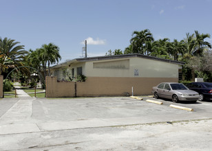 3188-3190 SW 13th St in Miami, FL - Building Photo - Building Photo