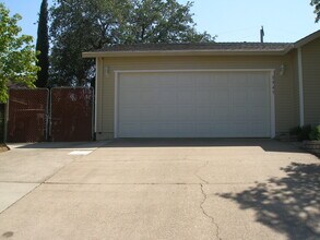 3945 Travona St in Redding, CA - Building Photo - Building Photo