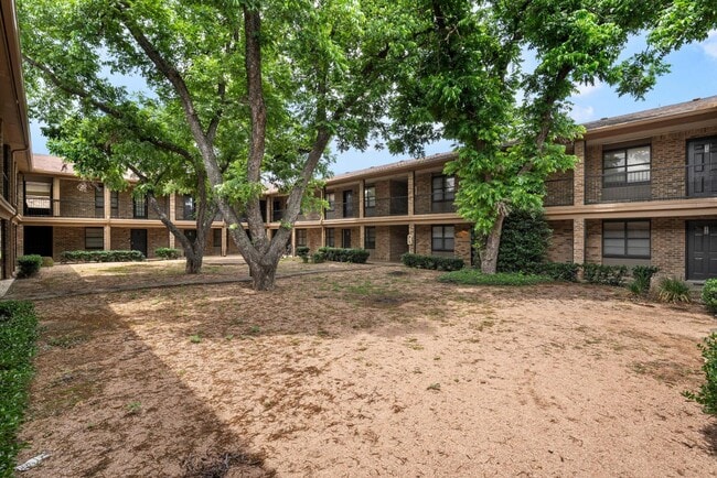 property at 1421 S 12th St