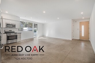 2409 Griffith Park Blvd in Los Angeles, CA - Building Photo - Building Photo