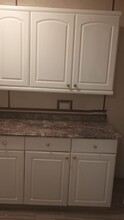 504 Roundview Rd in Baltimore, MD - Building Photo - Building Photo