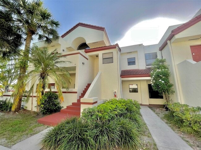 property at 1423 Avon Ln
