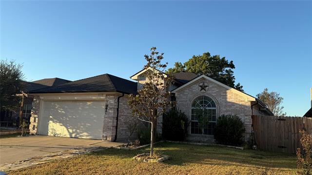 519 Cross Cut Dr in Arlington, TX - Building Photo - Building Photo