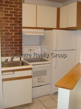 391 Langley Rd, Unit 2 in Newton, MA - Foto de edificio - Building Photo