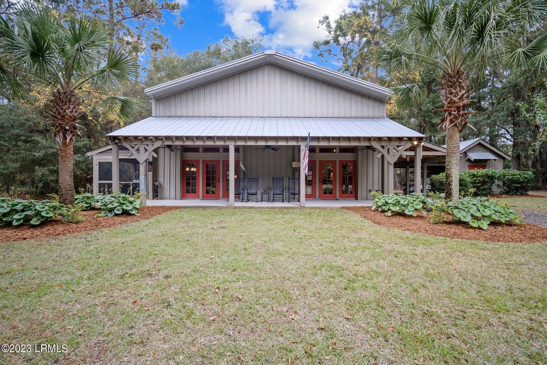 159 Gannet Point Rd in Beaufort, SC - Foto de edificio