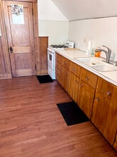 96 Lawrence St, Unit #3 in Malden, MA - Building Photo - Building Photo