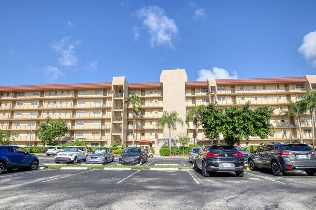 property at 3590 Via Poinciana