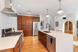 2936 E 14th St in Austin, TX - Building Photo - Building Photo